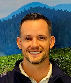 Staff member Austin Burwick from ID_aa1536