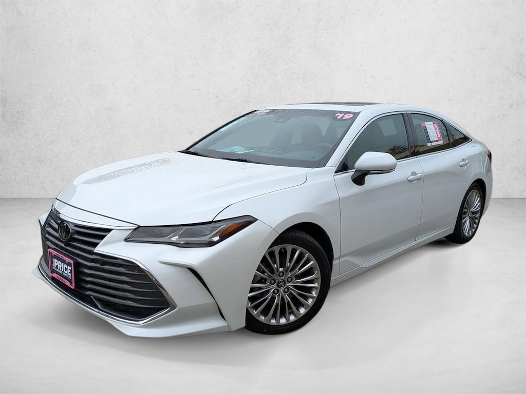 Used 2019 Toyota Avalon Limited Sedan