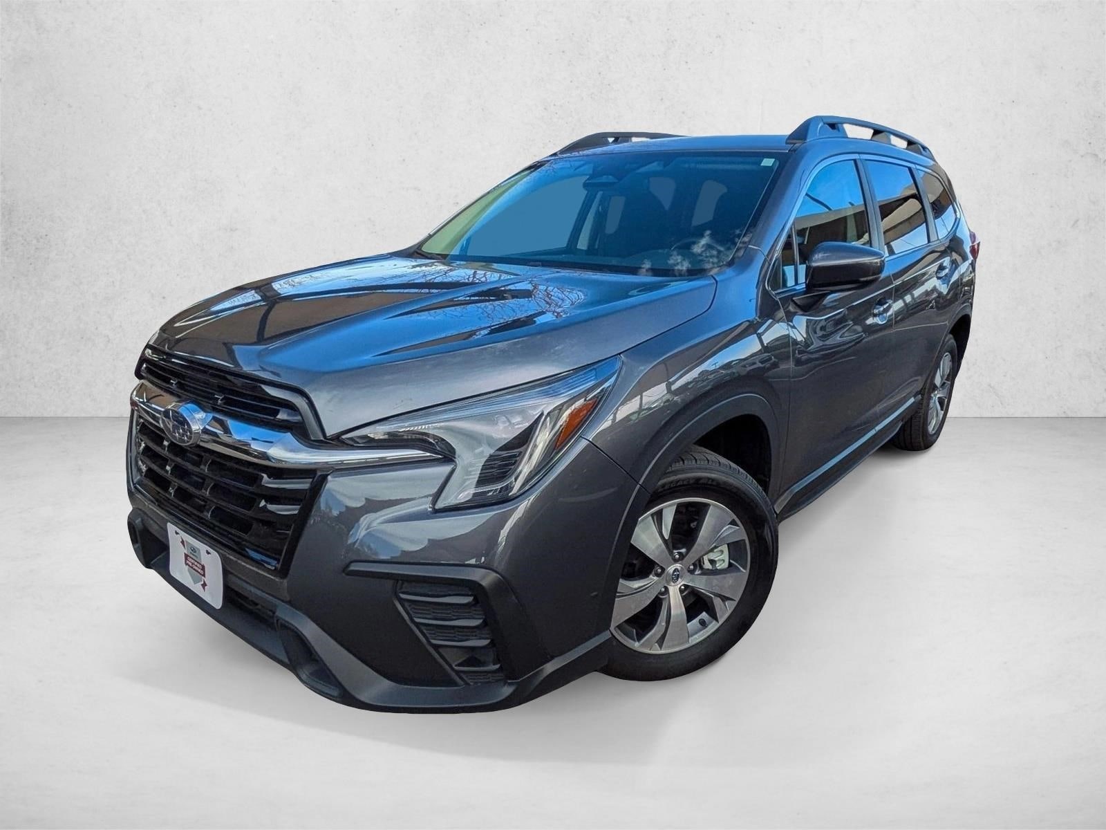 2024 Subaru Ascent Premium's photo