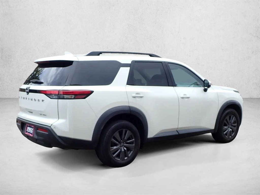 Used 2023 Nissan Pathfinder SV SUV