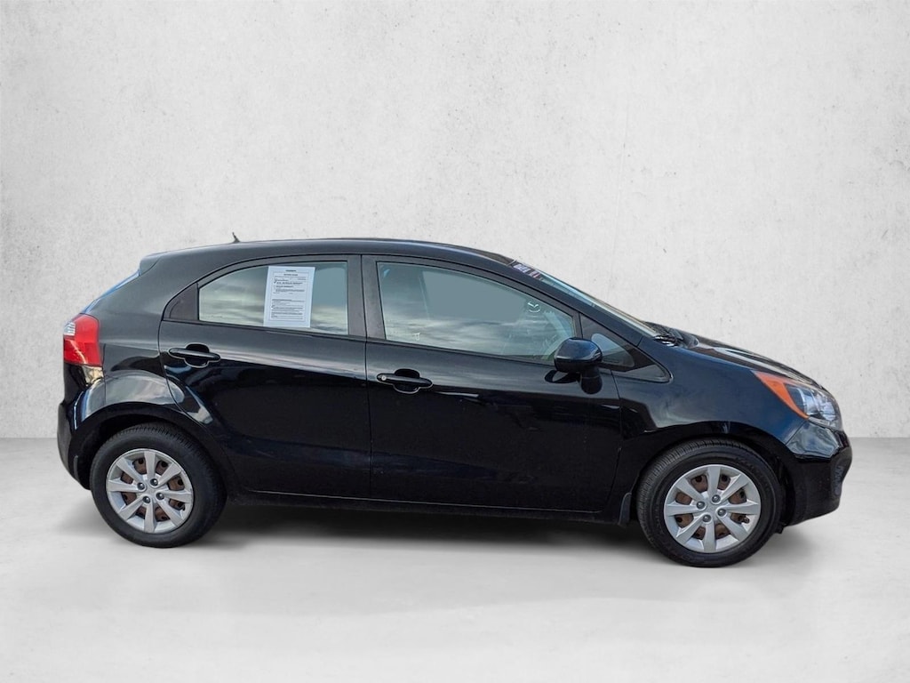 Used 2014 Kia Rio 5-Door LX Hatchback