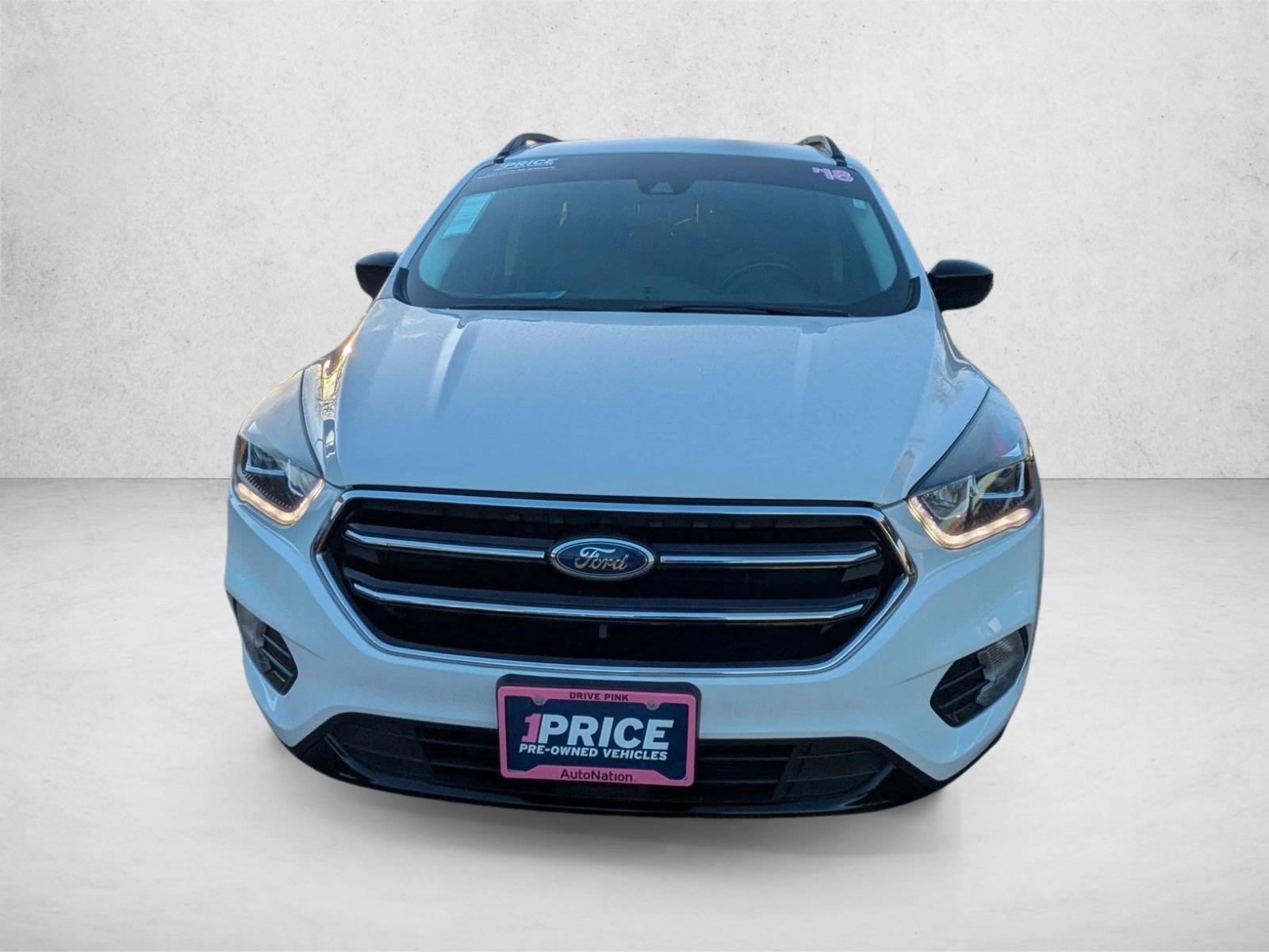 2018 Ford Escape SE photo 2