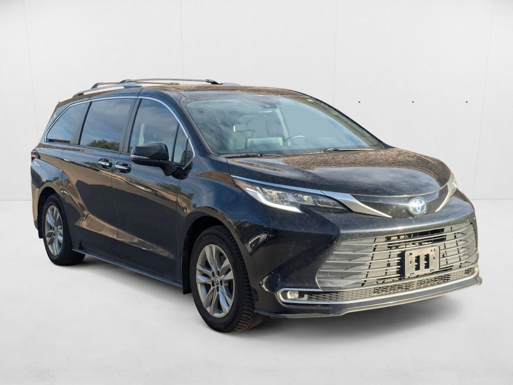 Used 2022 Toyota Sienna Limited Van Passenger Van