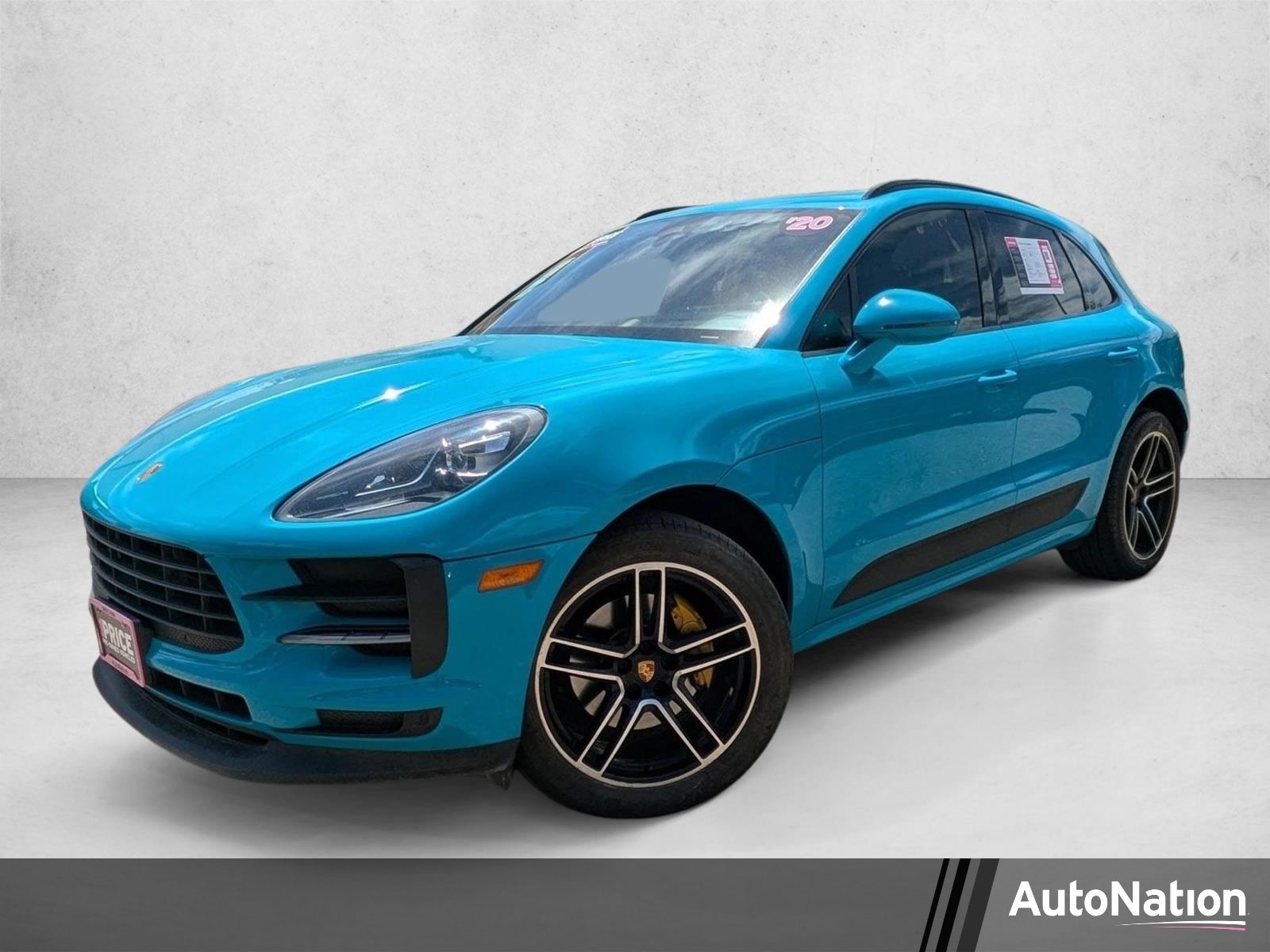 2020 Porsche Macan -'s photo