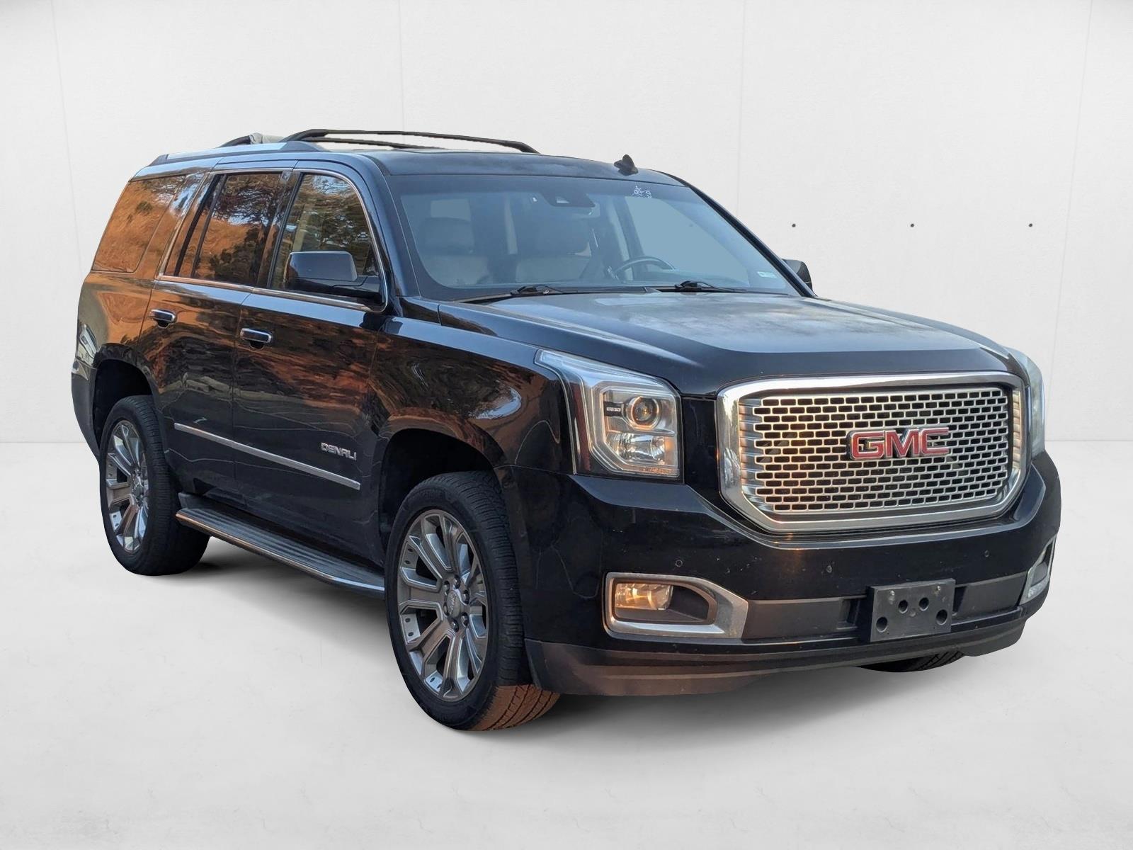 2015 Gmc Yukon Denali photo 3