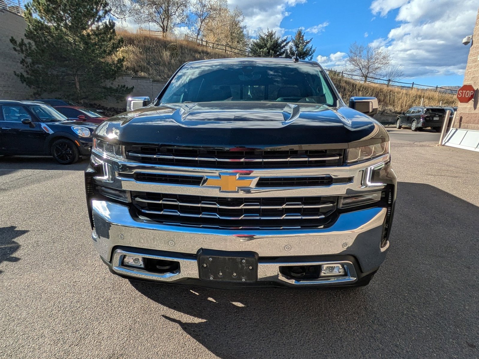 2021 Chevrolet Silverado 1500 LTZ photo 2