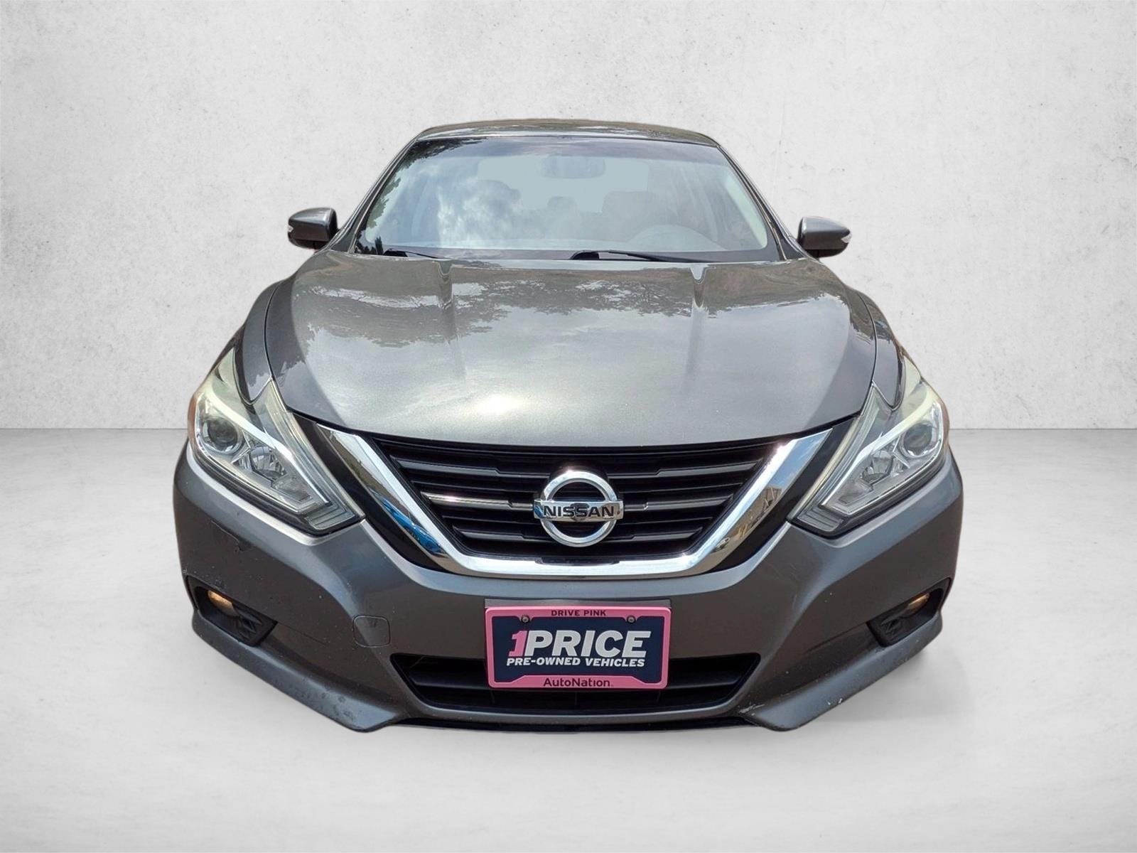 Used 2017 Nissan Altima SL with VIN 1N4AL3APXHC206080 for sale in Golden, CO