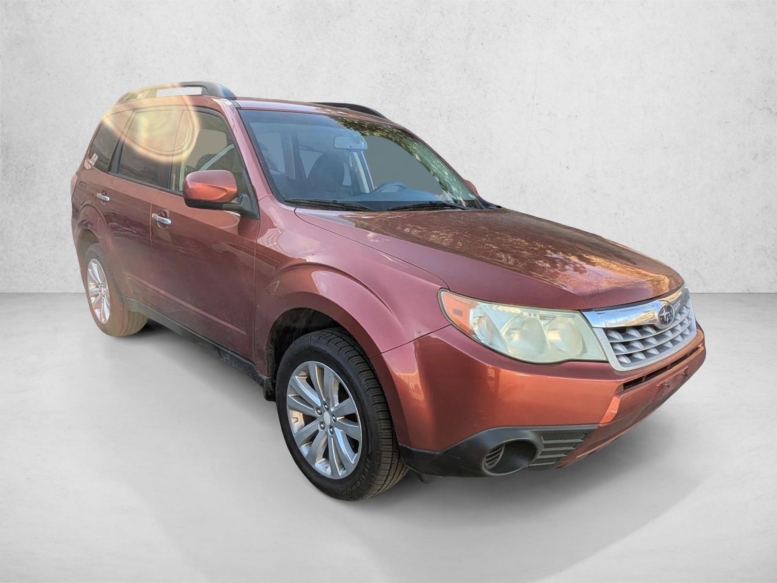 2011 Subaru Forester 2.5X Premium photo 3
