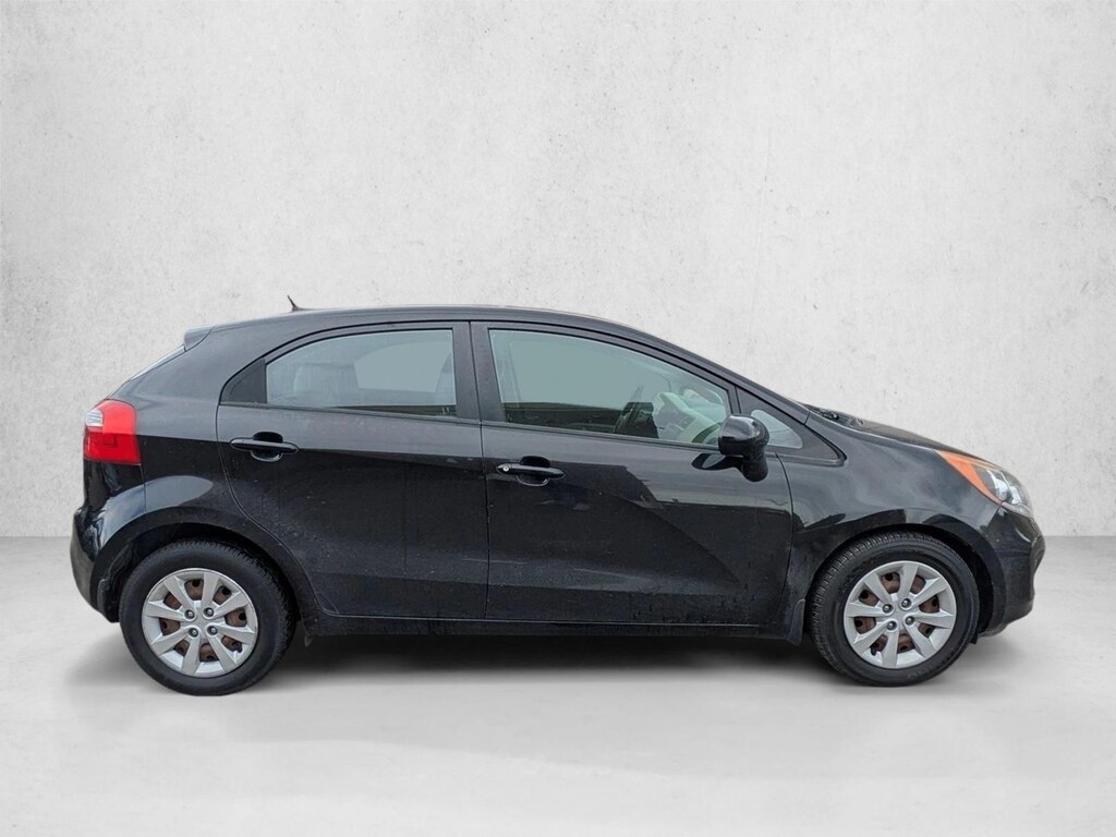 Used 2014 Kia Rio 5-Door LX Hatchback