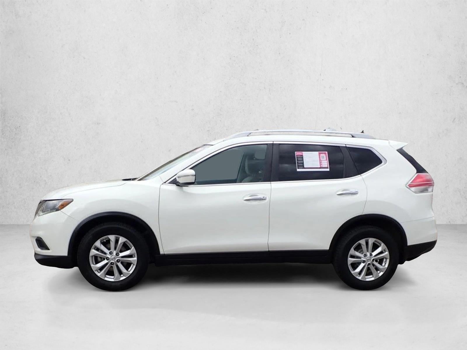 Used 2014 Nissan Rogue SV with VIN 5N1AT2MV0EC822960 for sale in Golden, CO