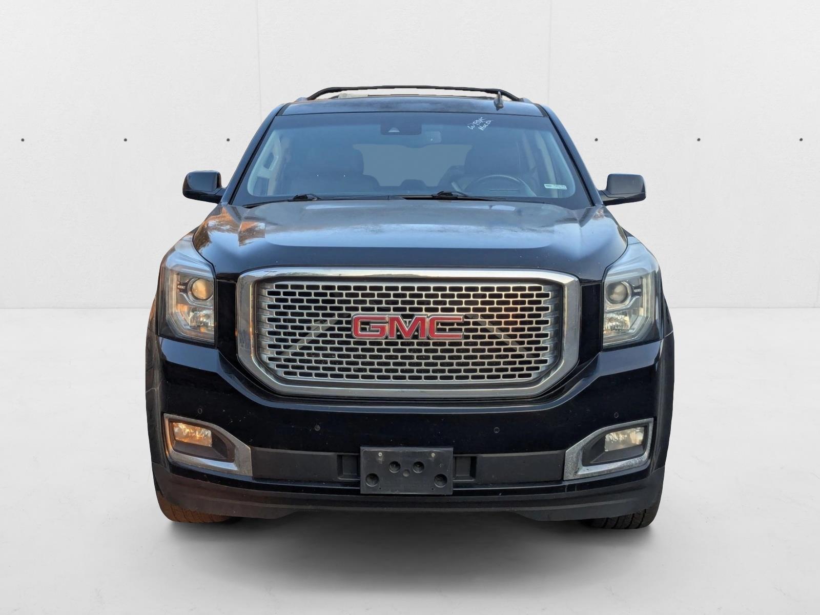 2015 Gmc Yukon Denali photo 2