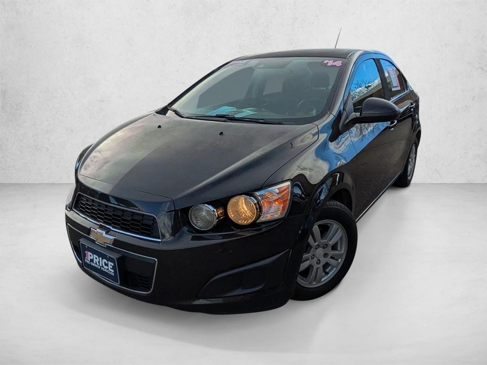 2014 Chevrolet Sonic LT's photo
