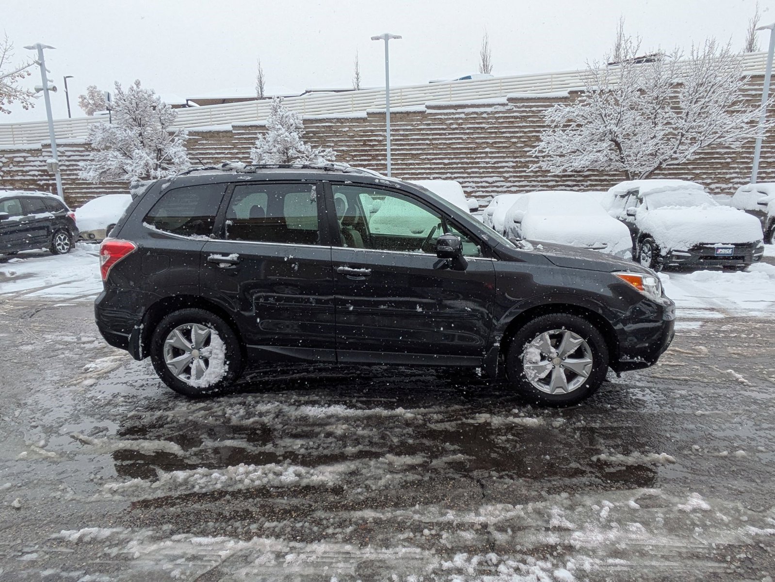 2014 Subaru Forester 2.5i Touring photo 4