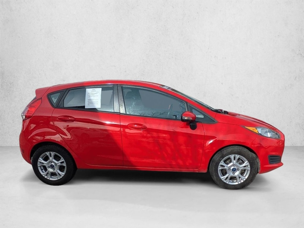 Used 2014 Ford Fiesta SE Hatchback