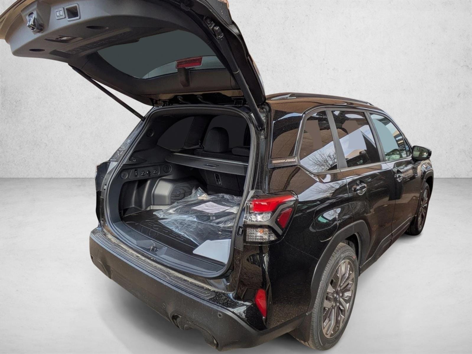 2026 Subaru Forester Touring - Photo 22