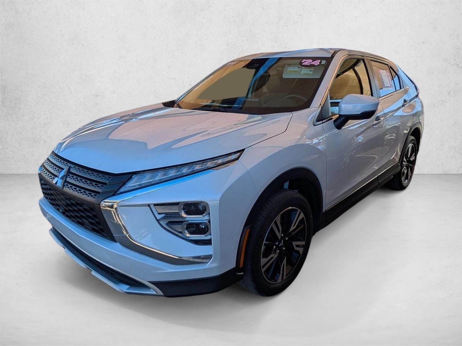 2024 Mitsubishi Eclipse Cross SE's photo