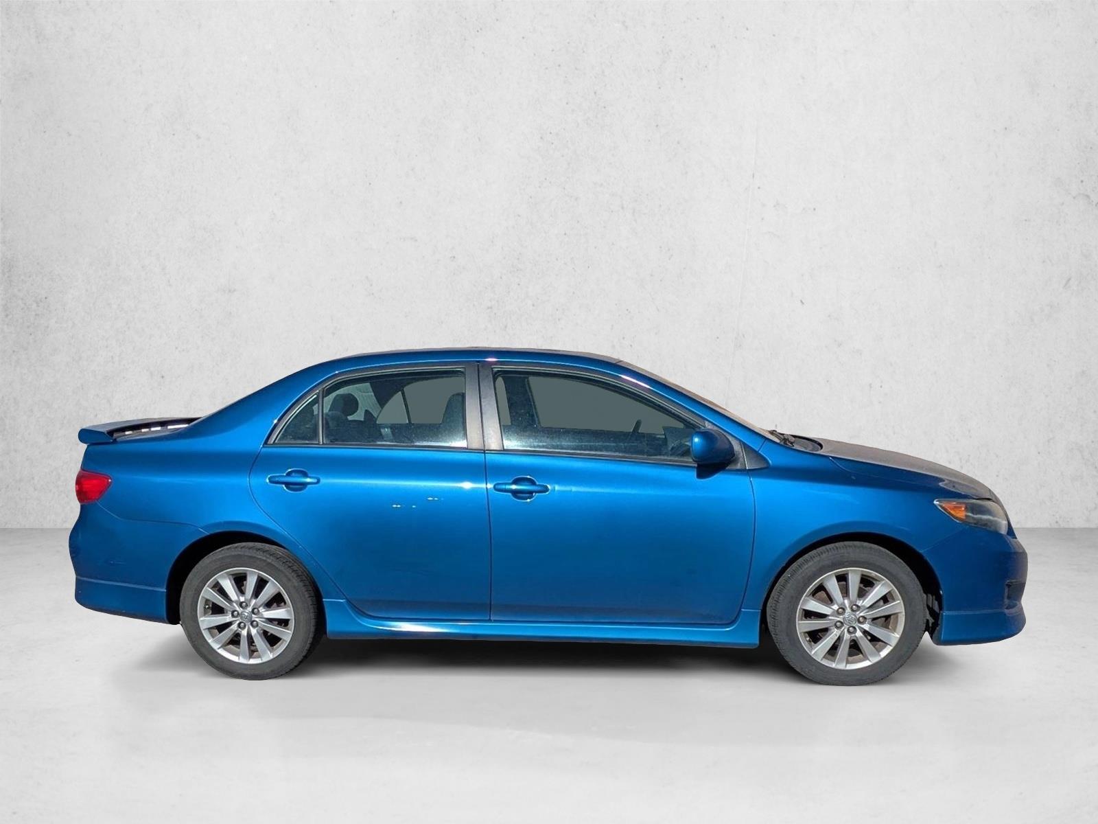 2010 Toyota Corolla S photo 4