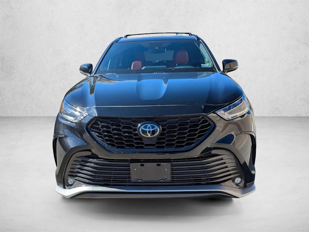 Used 2021 Toyota Highlander XSE SUV