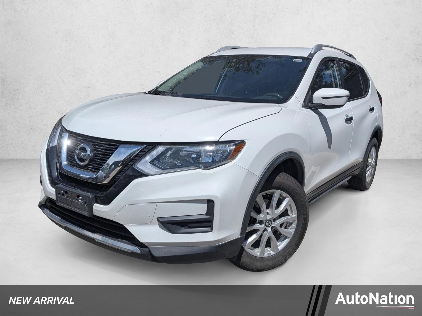 2017 Nissan Rogue SV AWD's photo