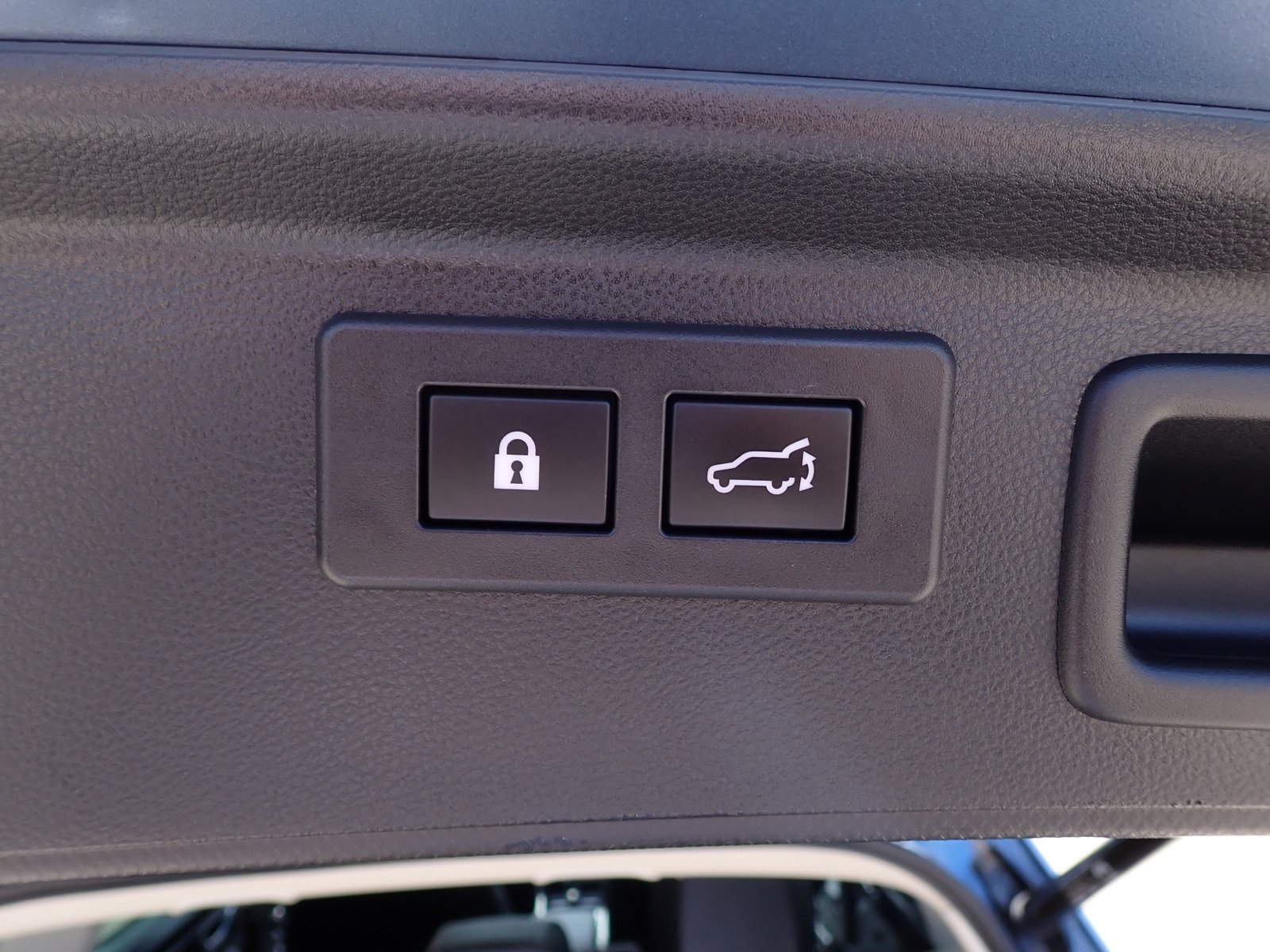 2023 Subaru Forester Touring - Photo 9