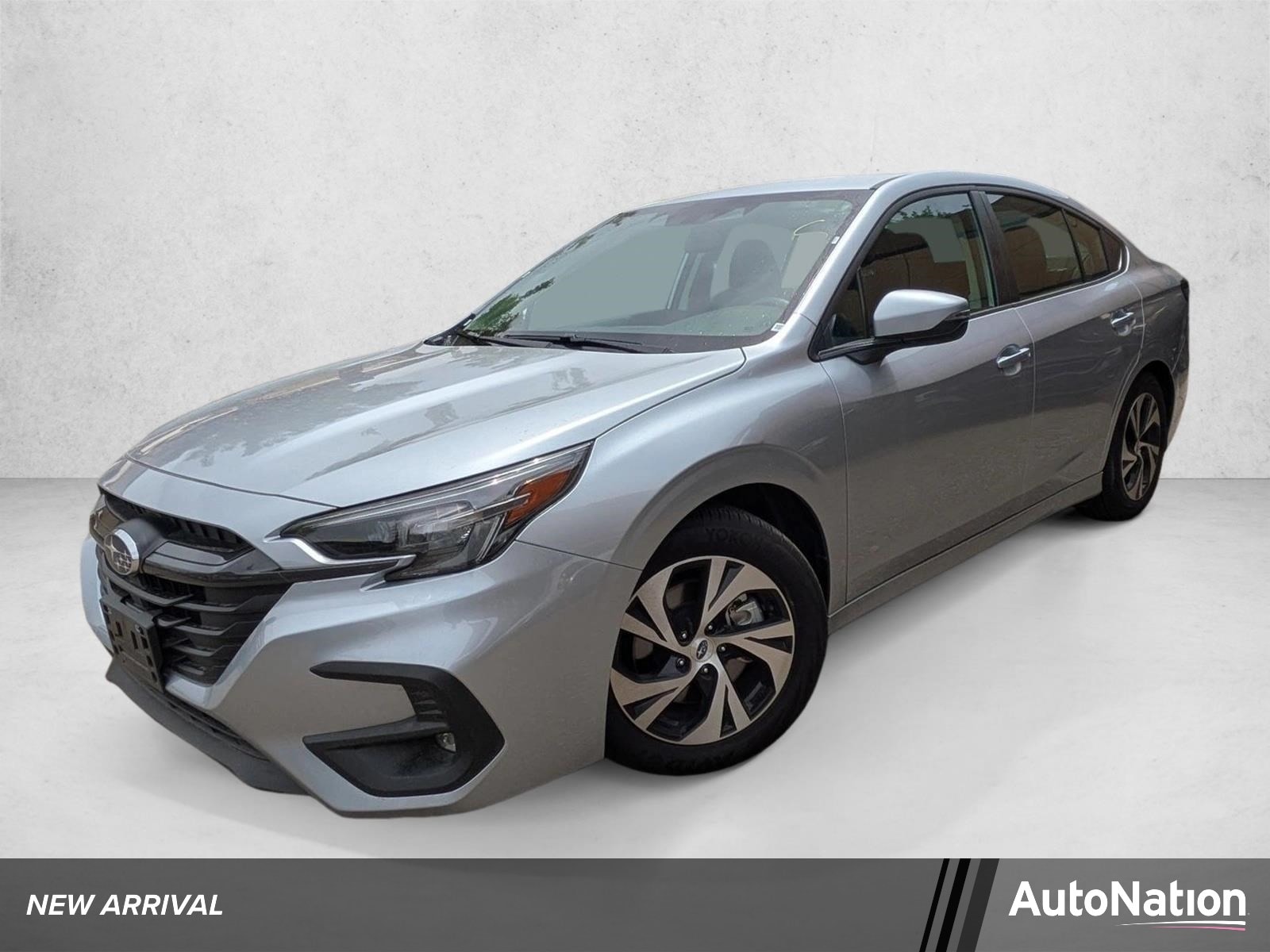 2025 Subaru Legacy Premium's photo