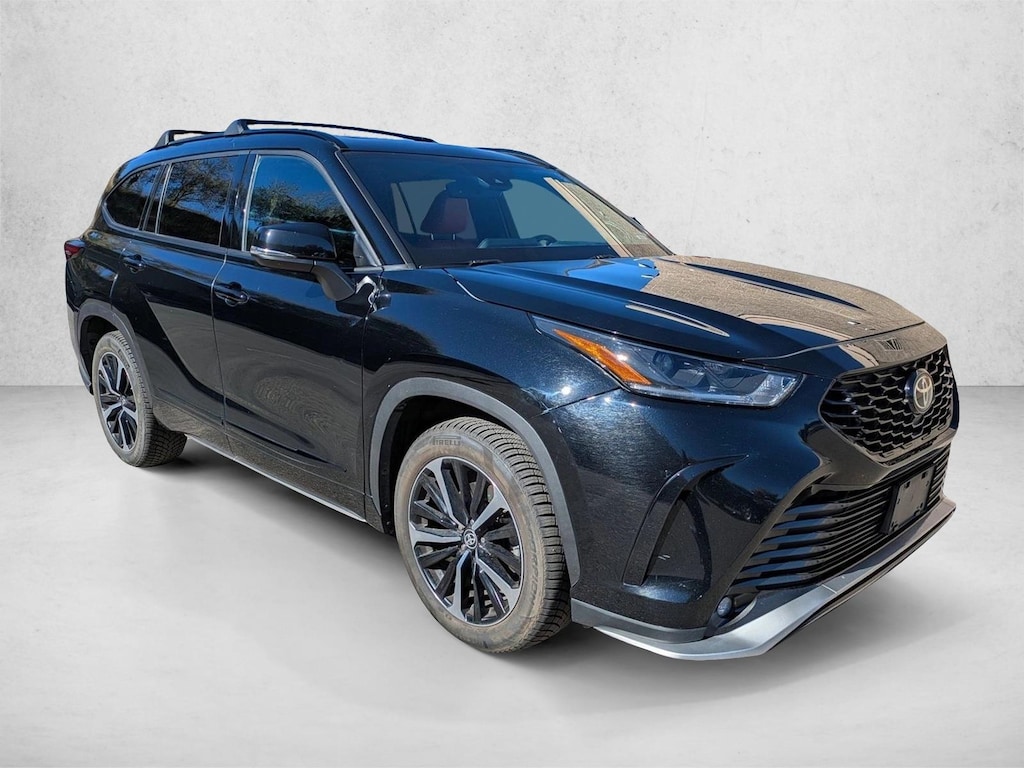 Used 2021 Toyota Highlander XSE SUV