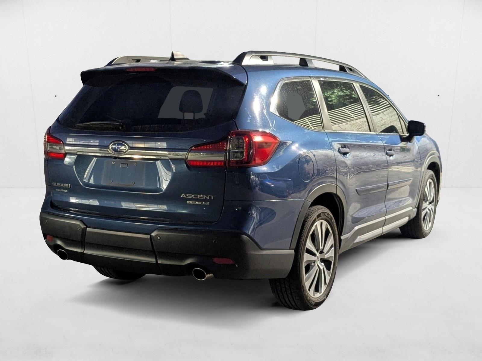2022 Subaru Ascent Limited photo 4