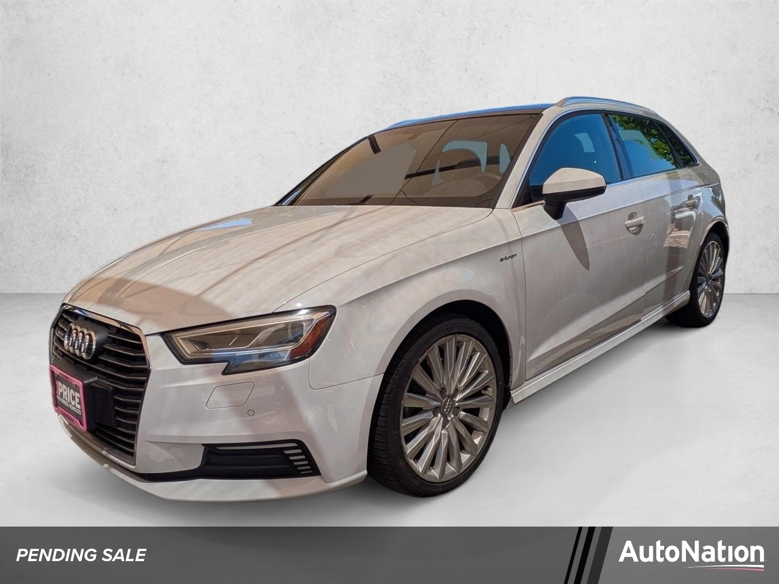 2017 Audi A3 e-tron 1.4T S tronic Premium Plus's photo