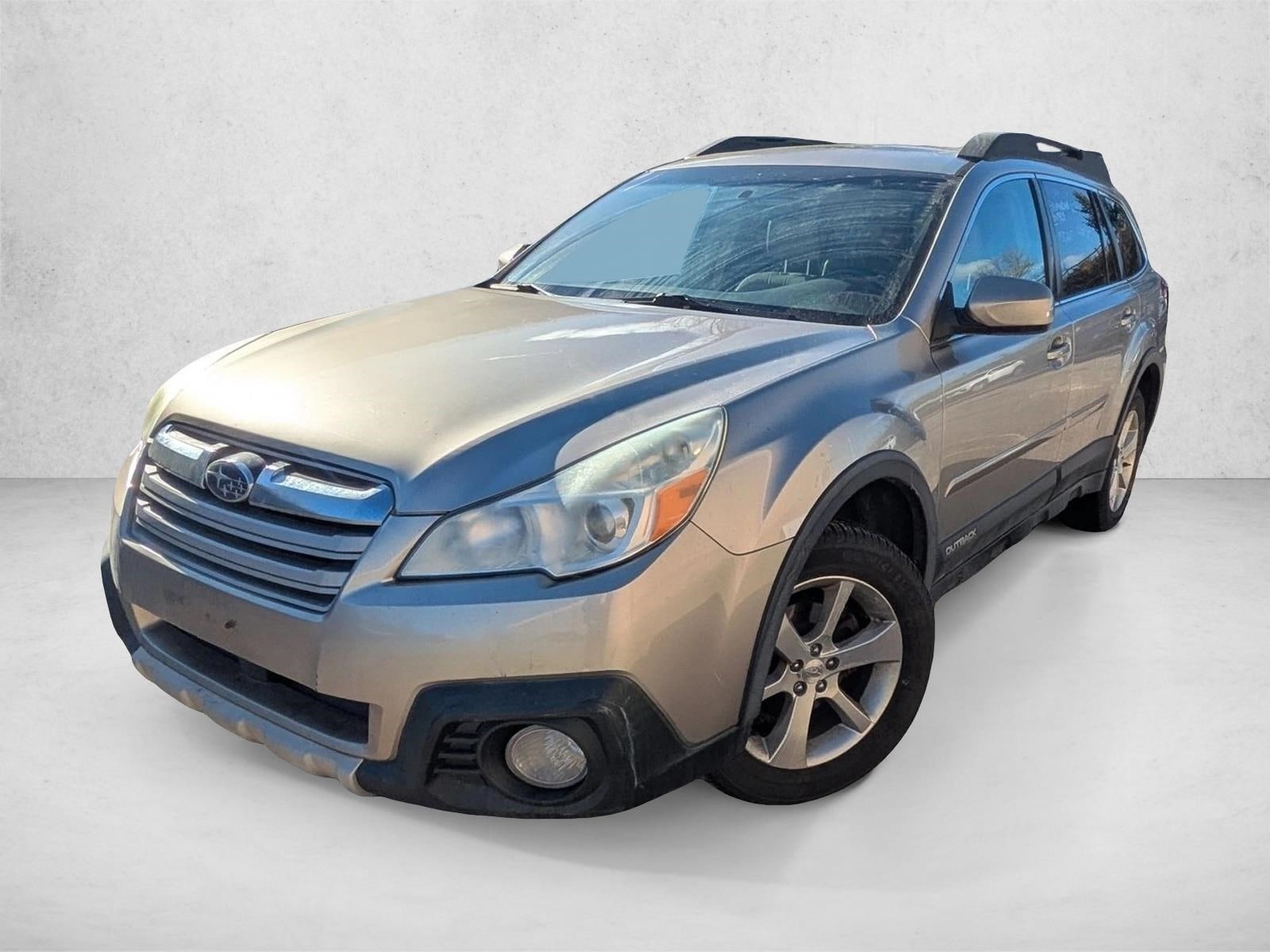 2014 Subaru Outback 2.5i Limited's photo