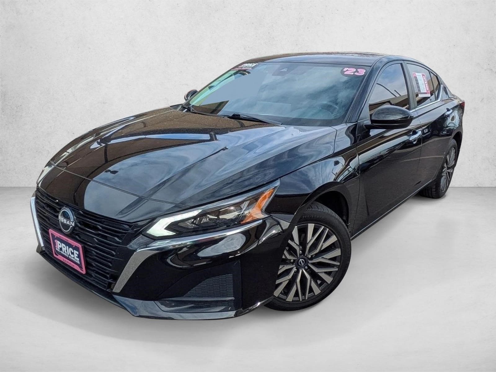 2023 Nissan Altima SV's photo