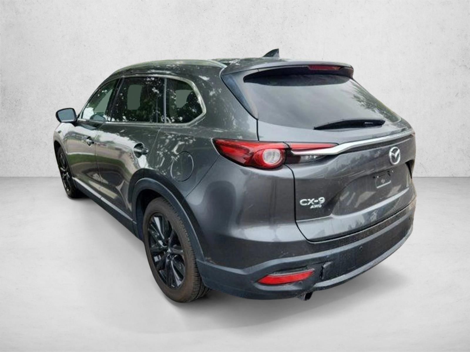 2022 Mazda CX-9 Touring photo 2