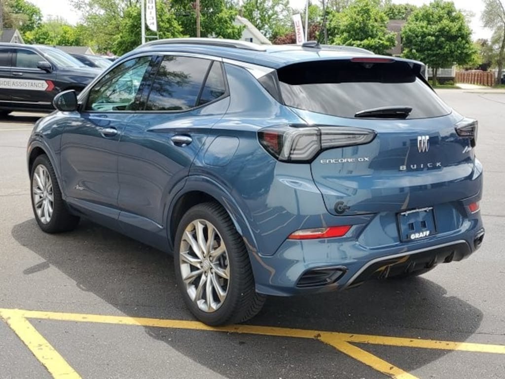 Used 2024 Buick Encore GX Avenir SUV