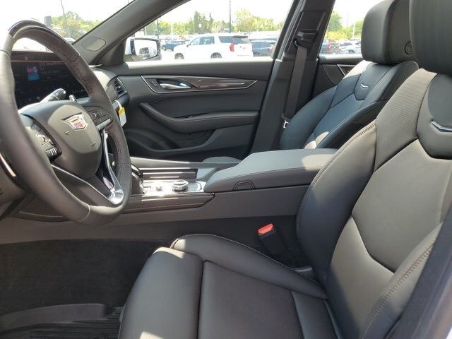 2026 Cadillac CT5 Sport - Photo 9