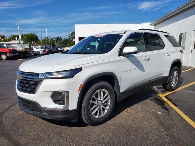 Used 2023 Chevrolet Traverse 3LT with VIN 1GNERHKW3PJ213399 for sale in Mount Pleasant, MI