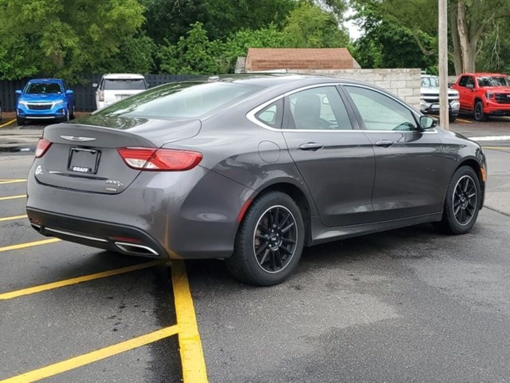 Used 2015 Chrysler 200 C