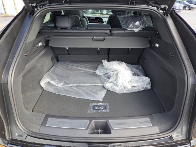 2026 Cadillac LYRIQ V Premium - Photo 29