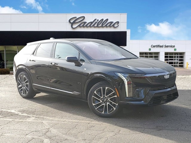 2026 Cadillac OPTIQ Sport's photo