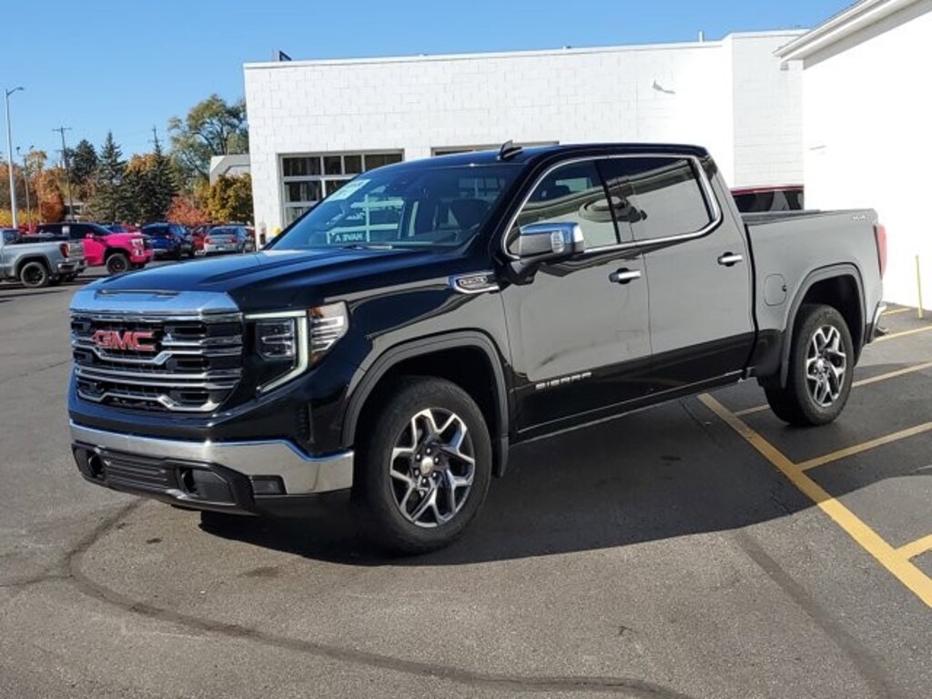 Used 2023 GMC Sierra 1500 SLT Truck