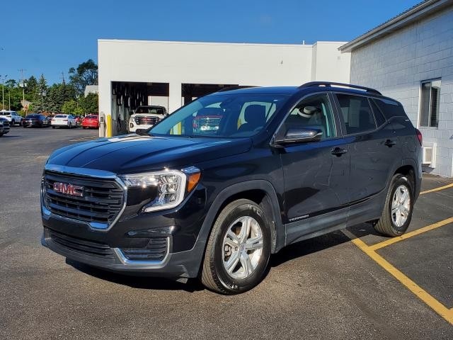 Used 2022 GMC Terrain SLE with VIN 3GKALMEV3NL287212 for sale in Mount Pleasant, MI