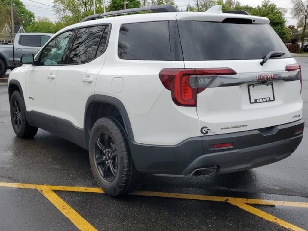 Used 2023 GMC Acadia AT4 SUV