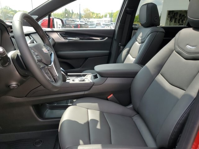 2026 Cadillac XT5 Premium Luxury - Photo 5