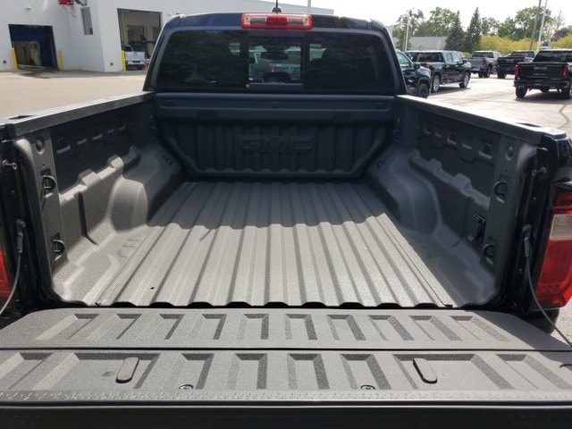 2026 GMC Canyon AT4 - Photo 30