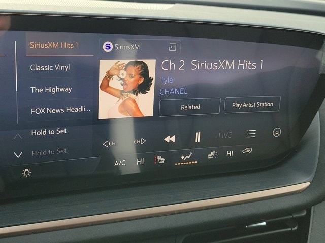 2026 Buick Envision Sport Touring - Photo 16