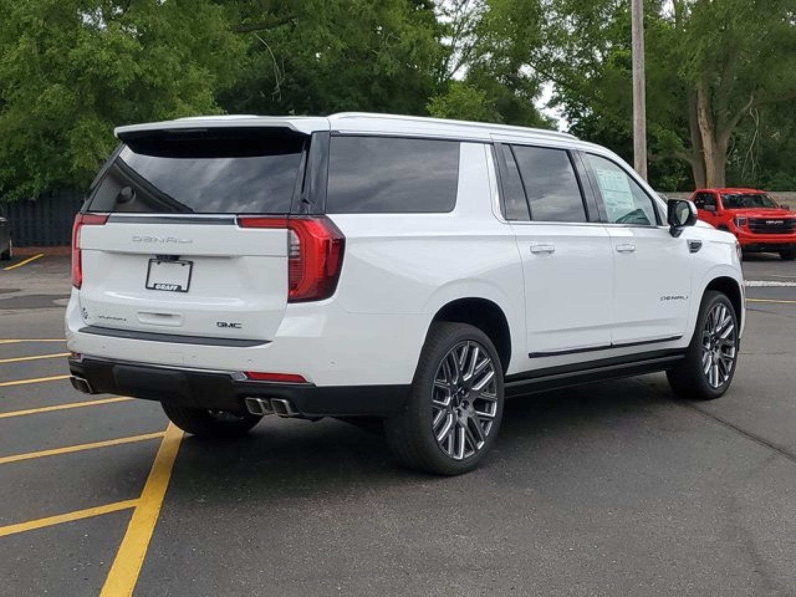 2026 GMC Yukon XL Denali Ultimate - Photo 41