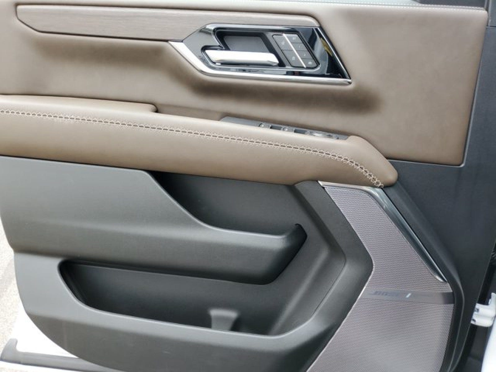 2026 GMC Yukon XL Denali Ultimate - Photo 63
