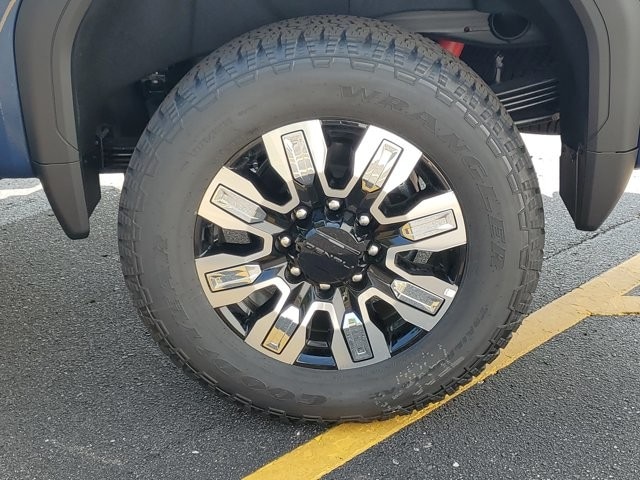 2026 GMC Sierra 2500HD Denali - Photo 7
