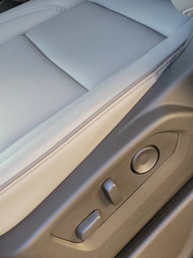 2026 GMC Yukon XL Elevation - Photo 11