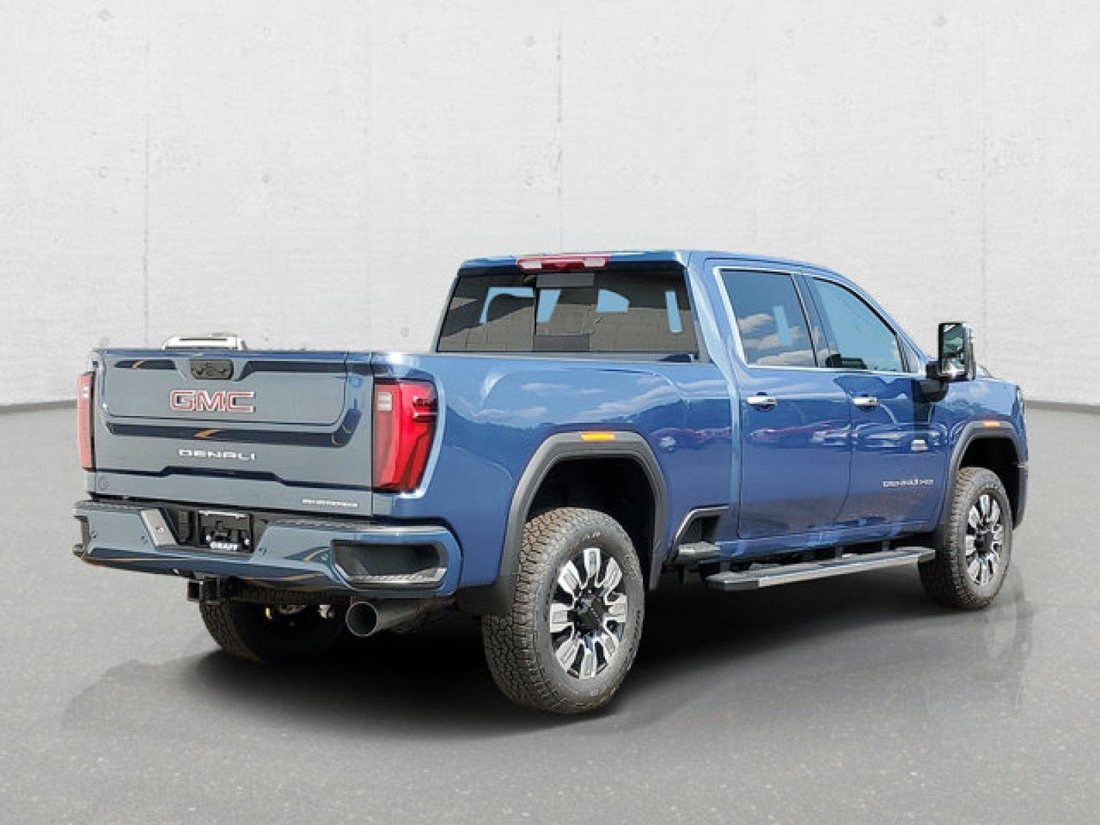2026 GMC Sierra 2500HD Denali - Photo 39