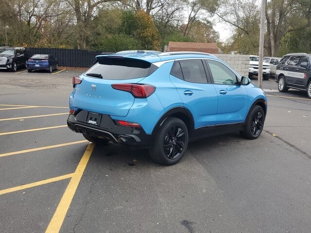 2025 Buick Encore GX Sport Touring photo 4