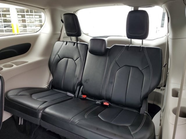 2024 Chrysler Pacifica Touring L - Photo 33